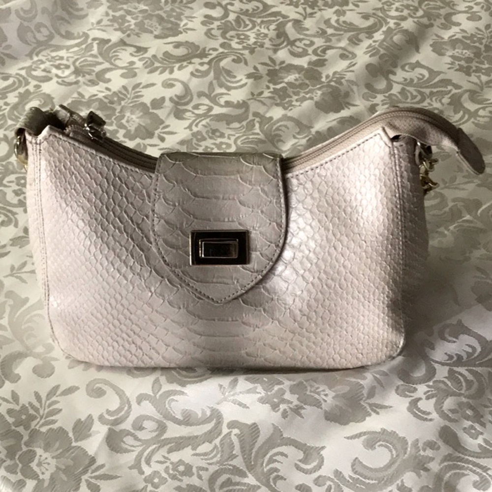 Women’s bag.  90%New